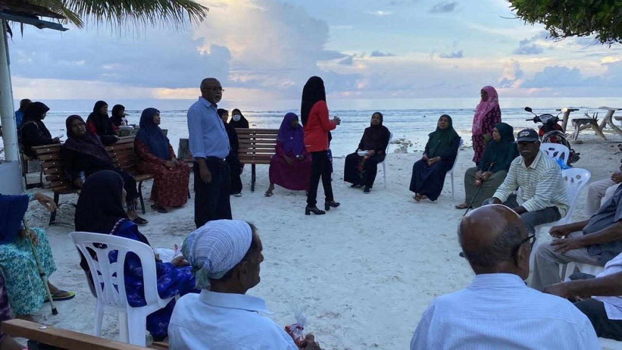 އުމުރުން ދުވަސްވީ މީހުންނާއެކު ބީއެމްއެލް
