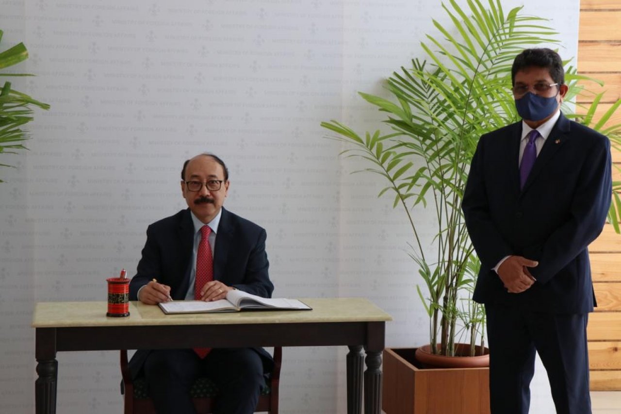 އިންޑިއާގެ އާ ފޮރިން ސެކްރެޓަރީގެ ފުރަތަމަ ދަތުރުފުޅު