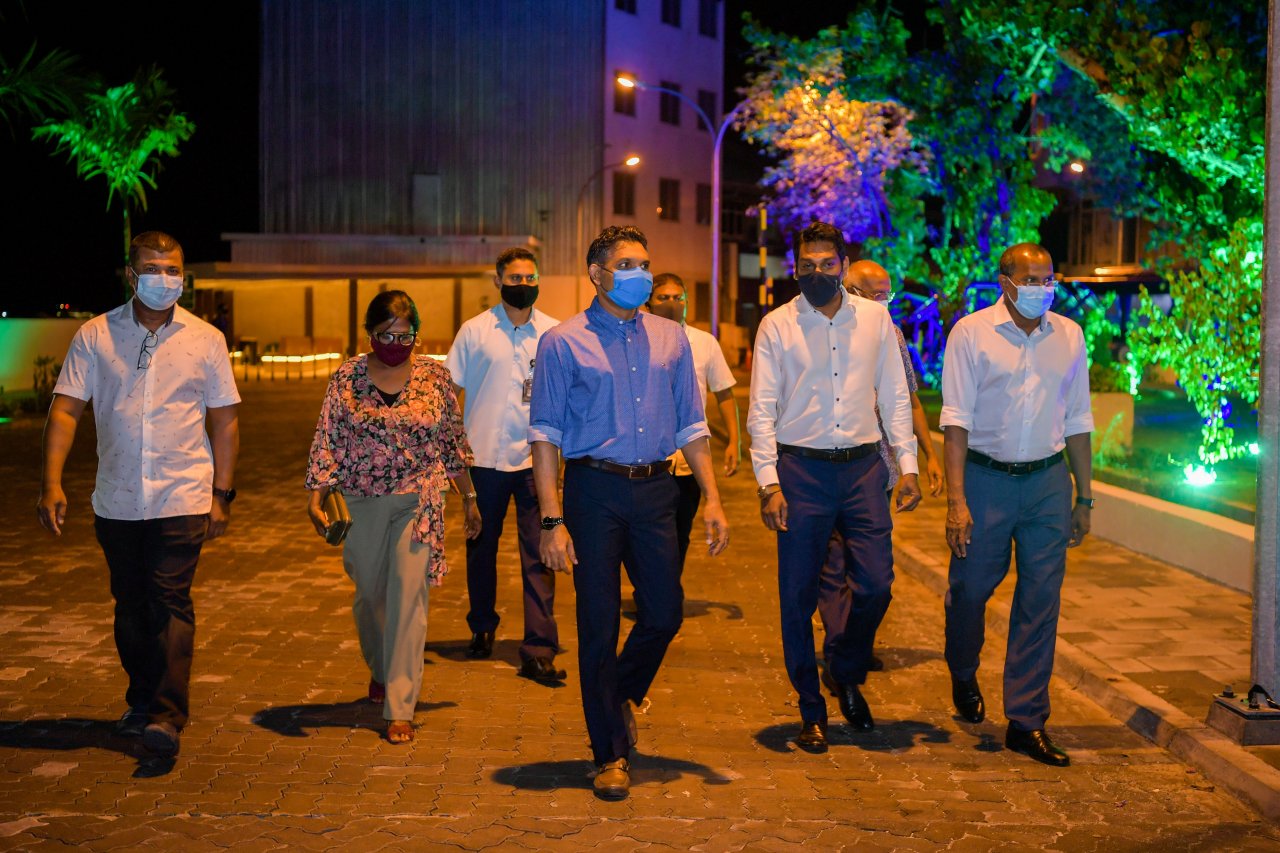 އެސްޓީއޯއިން ވެސްޓްޕާކު ސަރަހައްދުގައި ހެދި ބަސް ޓާމިނަލާއި ޕާކު