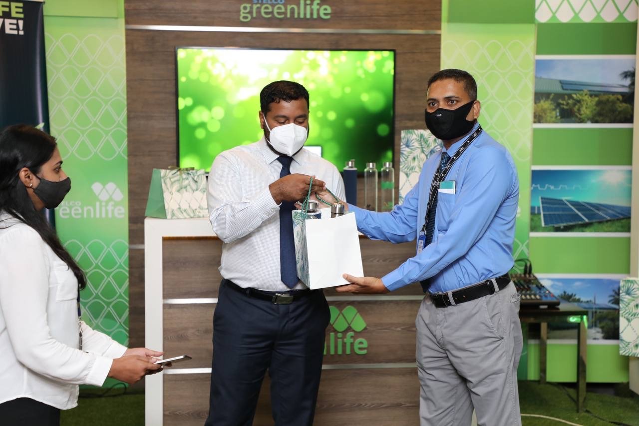 ސްޓެލްކޯއިން ޕްލާސްޓިކާއި ކަރުދާހަށް ދުރަށް