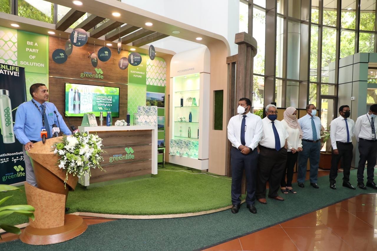 ސްޓެލްކޯއިން ޕްލާސްޓިކާއި ކަރުދާހަށް ދުރަށް