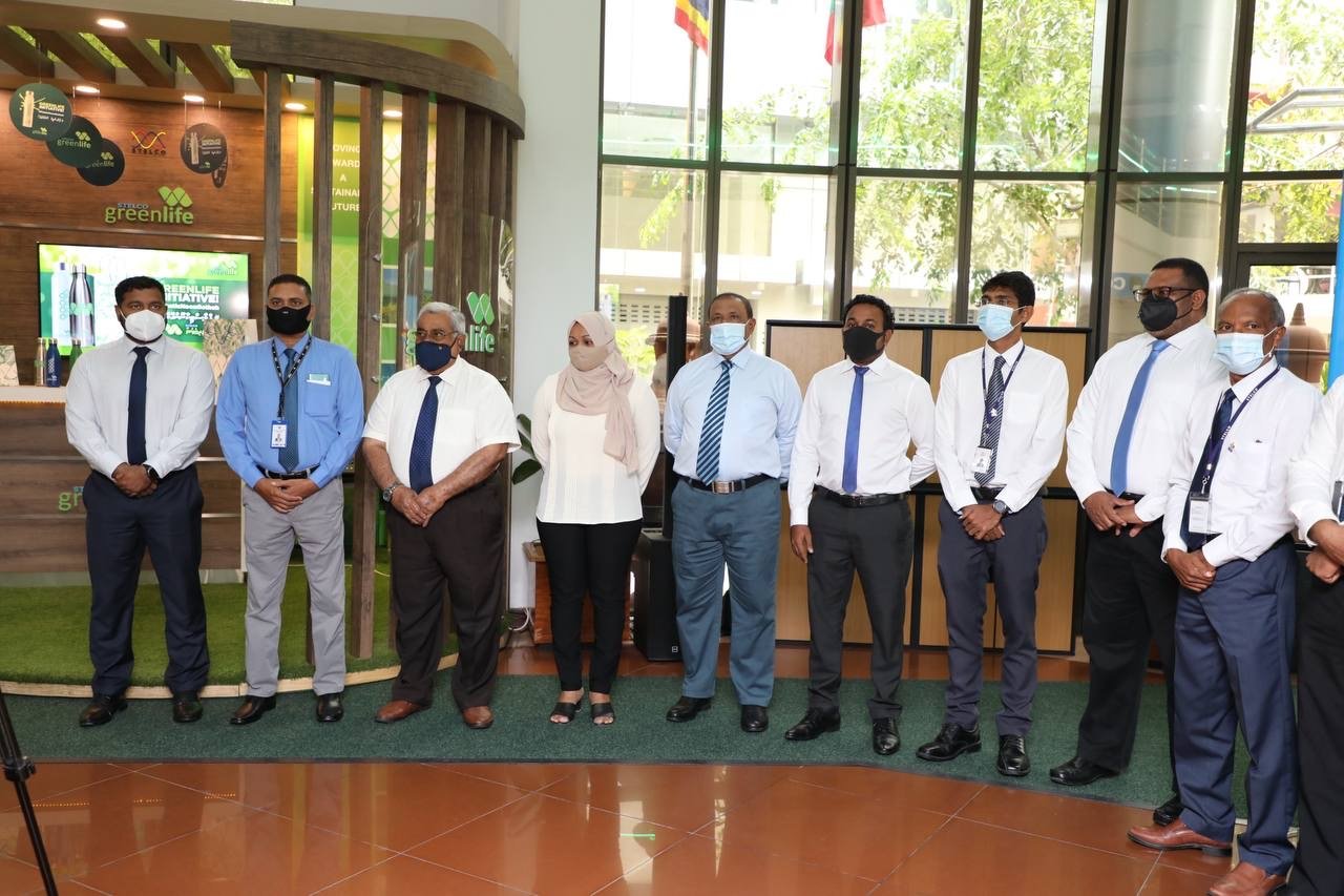 ސްޓެލްކޯއިން ޕްލާސްޓިކާއި ކަރުދާހަށް ދުރަށް