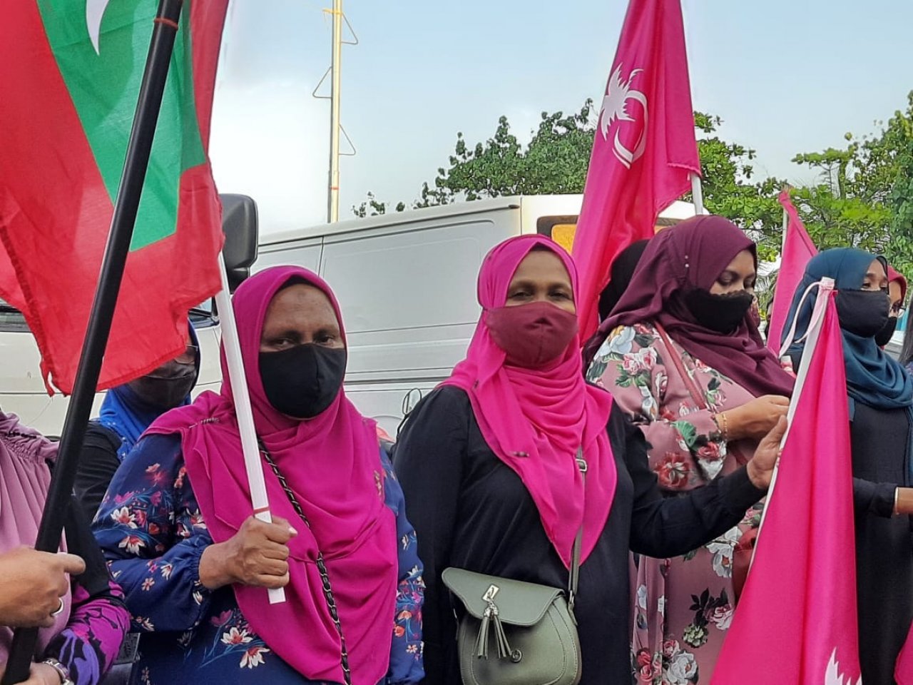 އިދިކޮޅު ކޯލިޝަންގެ ކެމްޕޭން ނިންމާލީ މަގުމަތިން