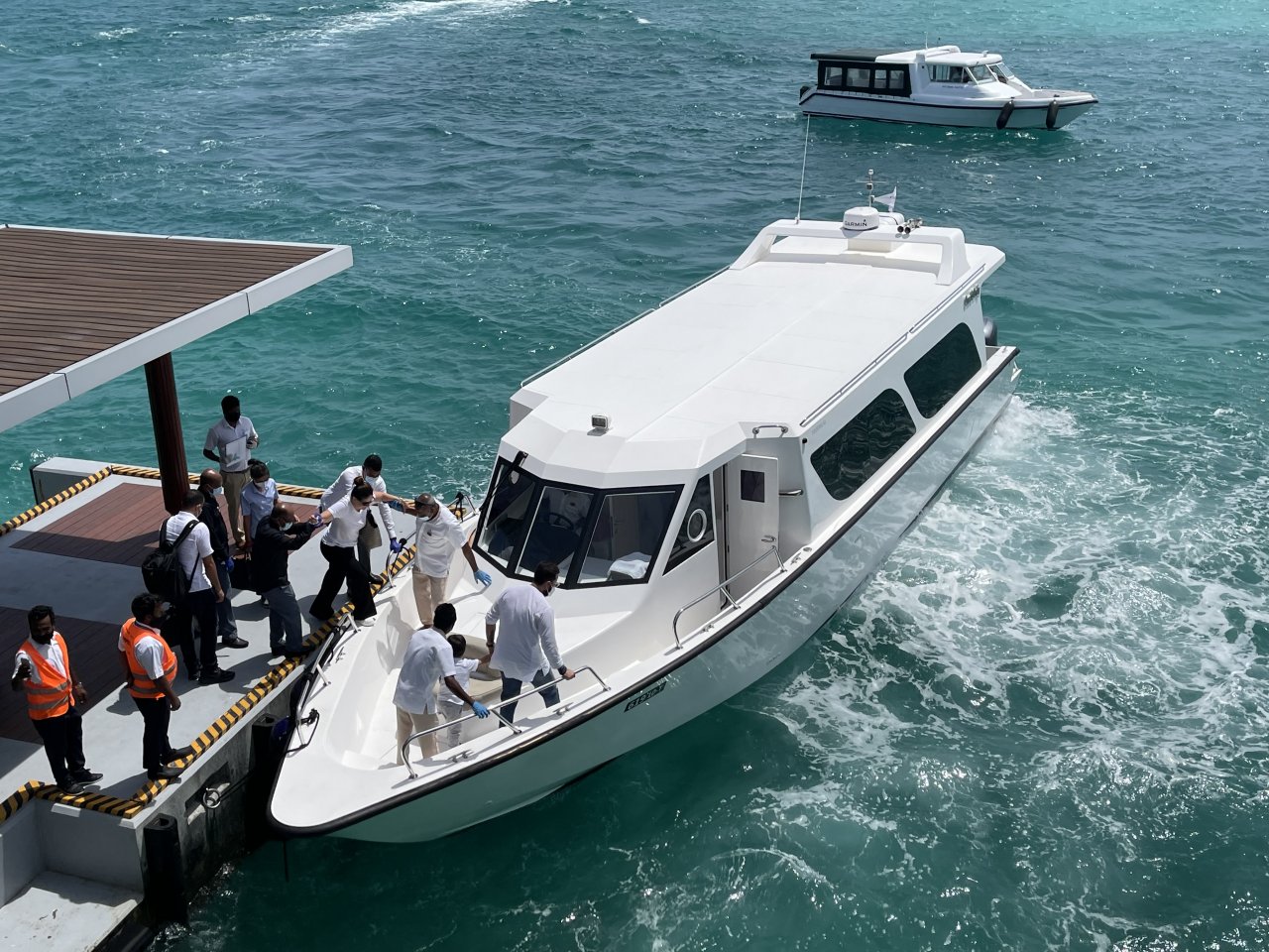 ސައިފު އާއި ކަރީނާ ޗުއްޓީ ދަތުރެއްގައި ރާއްޖެއަށް