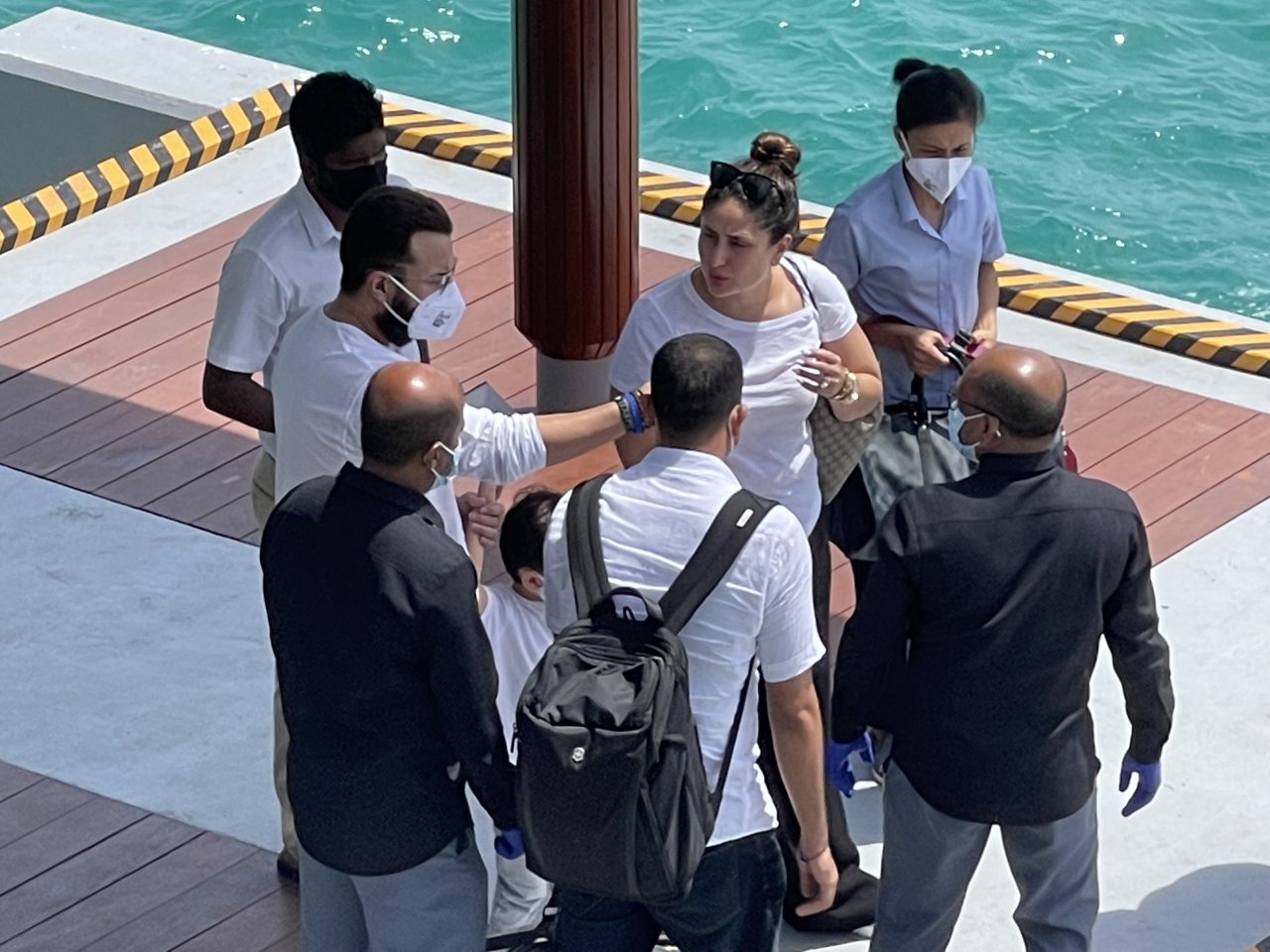 ސައިފު އާއި ކަރީނާ ޗުއްޓީ ދަތުރެއްގައި ރާއްޖެއަށް