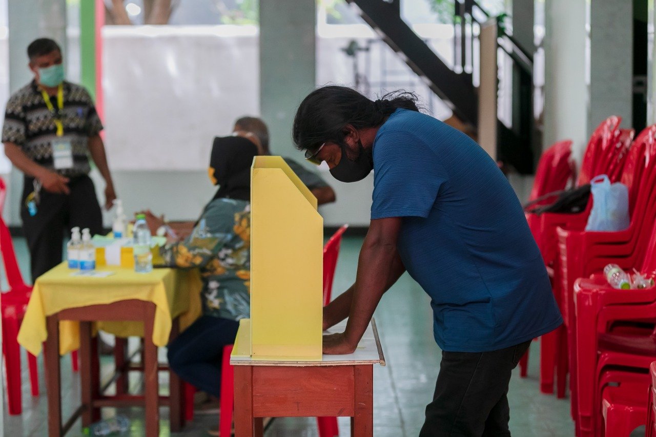 އެމްޑީޕީގެ ފޯރިގަދަ އިންތިހާބުގެ ވޯޓުލުން