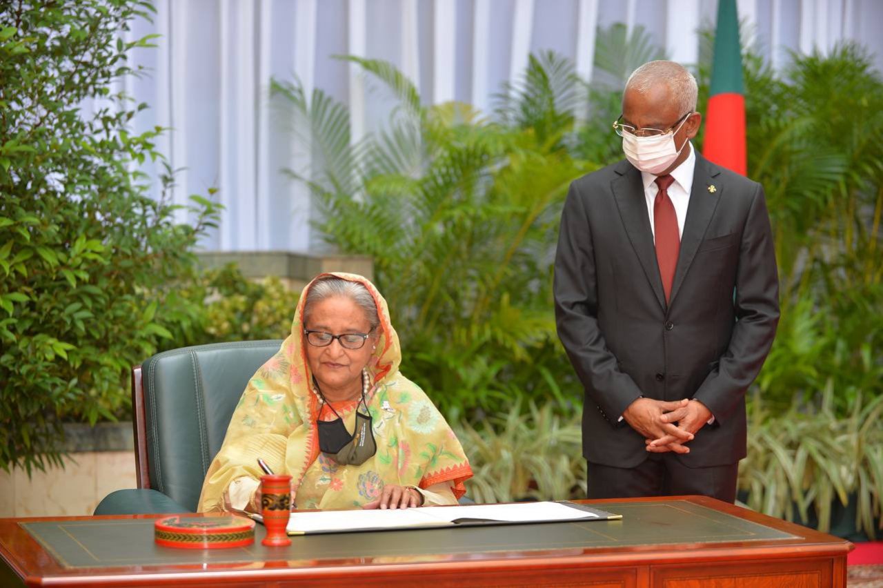 ޝެއިޚް ހަސީނާގެ ރަސްމީ ދަތުރުފުޅު