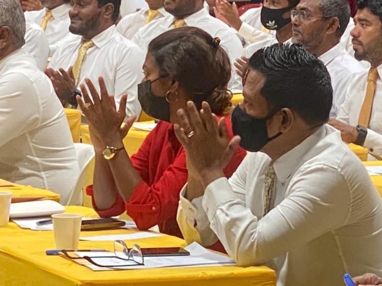 އެމްޑީޕީގެ ކޮންގްރެސް ބާއްވާނެ ދުވަހެއް ކަނޑައެޅުމަށް ބޭއްވި ގައުމީ މަޖްލިސް ބައްދަލުވުން