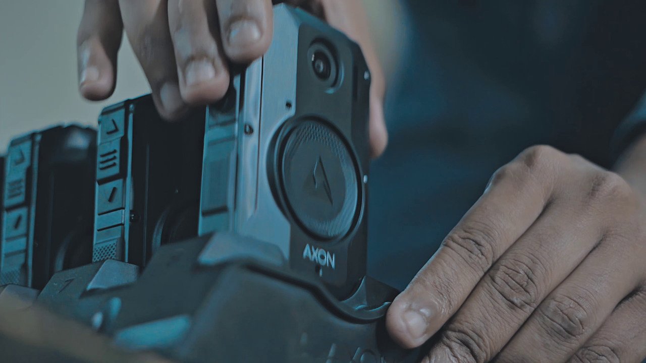 ފުލުހުން ޒަމާނީ ޓެކްނޮލޮޖީއާ ދިމާލަށް ކުރާ ދަތުރު