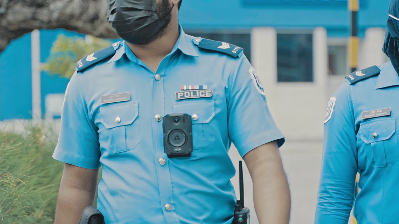 ފުލުހުން ޒަމާނީ ޓެކްނޮލޮޖީއާ ދިމާލަށް ކުރާ ދަތުރު