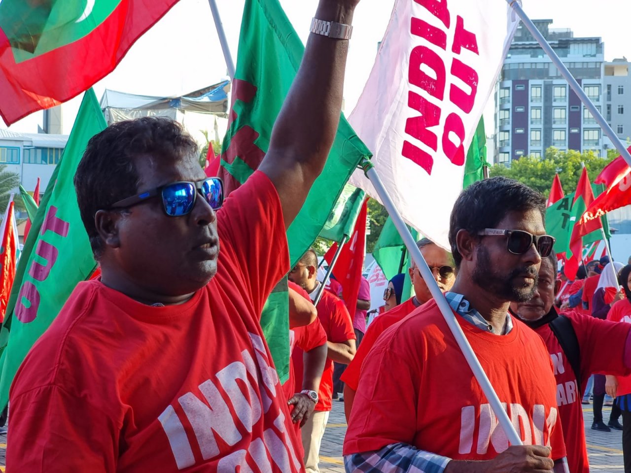 އިންޑިއާ ސިފައިން ތިބުމާ ދެކޮޅަށް ޕީޕީއެމްއިން ކުރިޔަށް ގެންދިޔަ އިހުތިޖާޖު