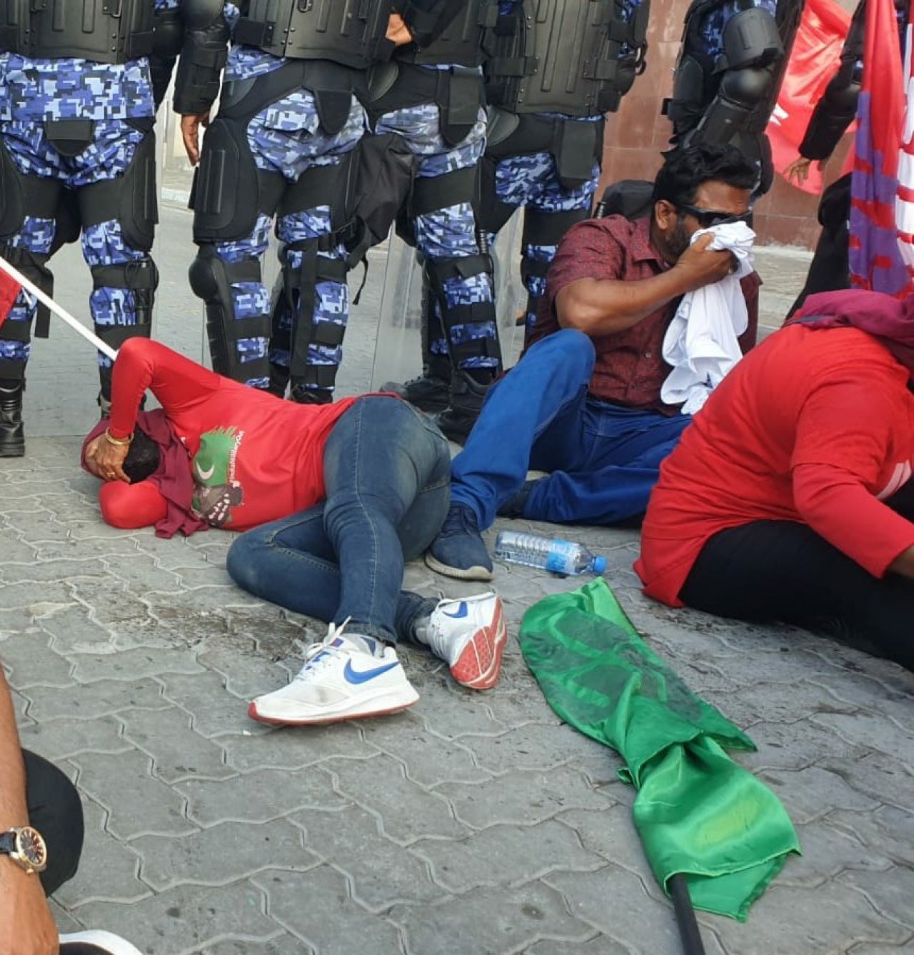 އިންޑިއާ ސިފައިން ތިބުމާ ދެކޮޅަށް ޕީޕީއެމްއިން ކުރިޔަށް ގެންދިޔަ އިހުތިޖާޖު