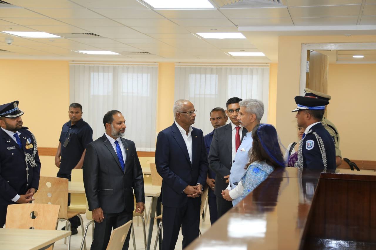 ރައީސް ސޯލިހު އައްޑުއަށް ކުރައްވާ ދަތުރުފުޅު