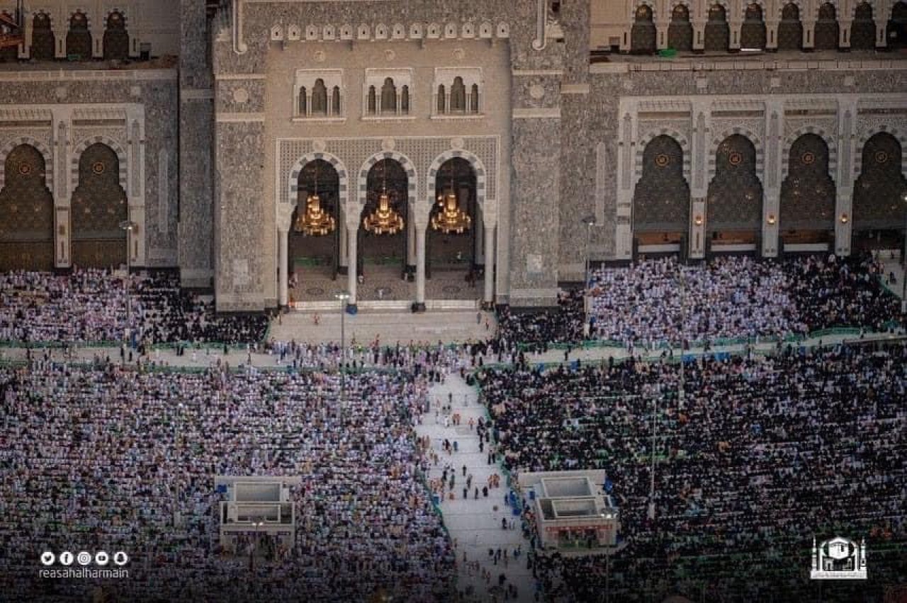 27 ވިލޭރޭ ދެ ހަރަމްފުޅު ފުރާލާފައި