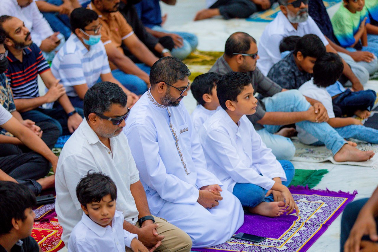 މާލޭގައި ކުރިޔަށް ދިޔަ ފިތުރު އީދުގެ ބޮޑު ޖަމާއަތާއި އިސްލާމީ މަރުކަޒުގެ ޖަމާއަތް