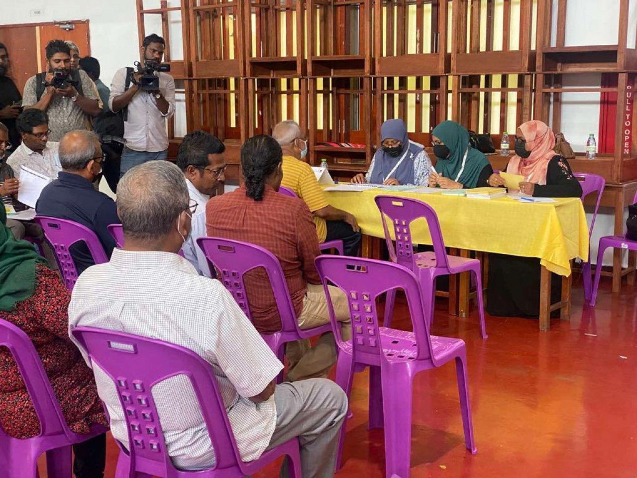 އެމްޑީޕީގެ ވާދަވެރި އެތެރޭގެ އިންތިހާބު