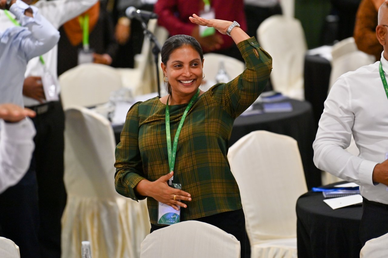 ސަރުކާރާއި ކައުންސިލަރުންނާއެކު ބާއްވާ 