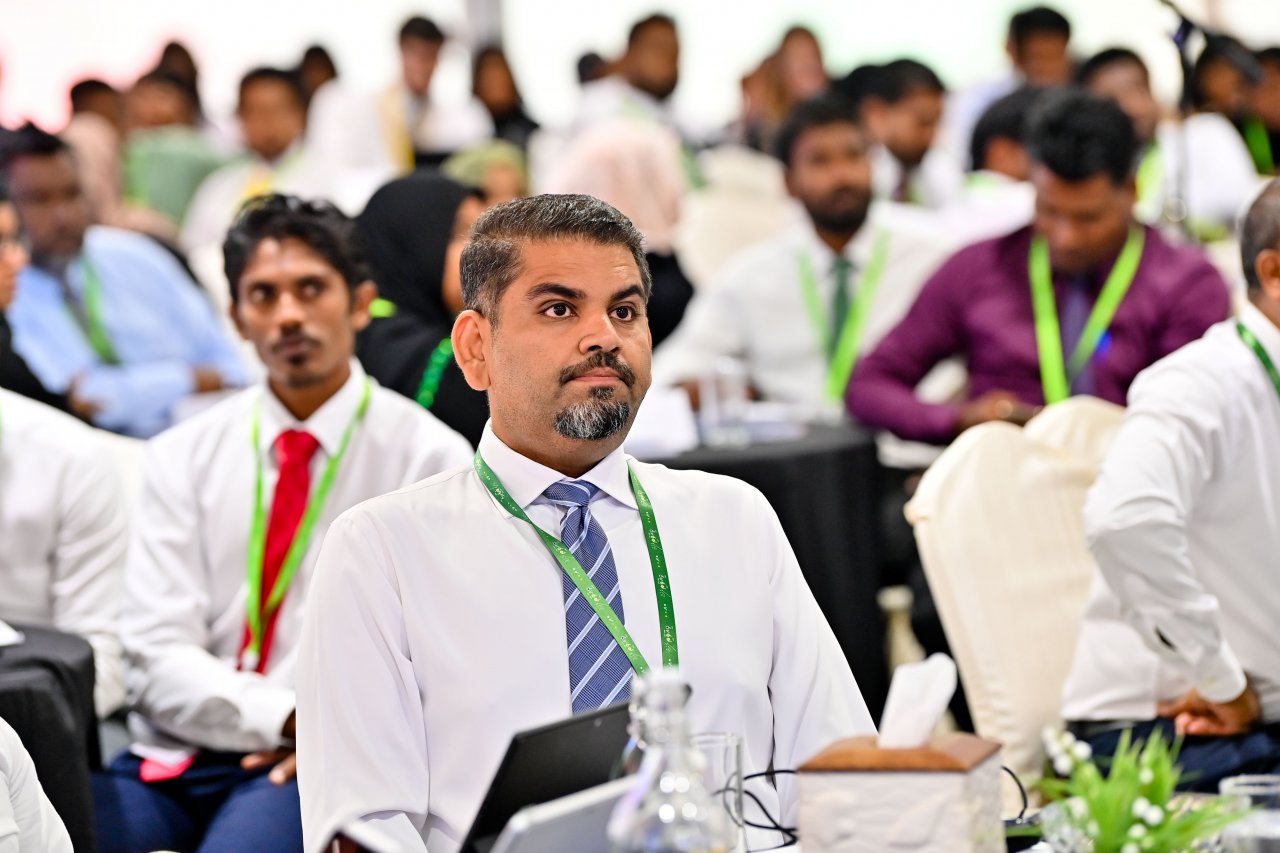 ސަރުކާރާއި ކައުންސިލަރުންނާއެކު ބާއްވާ 