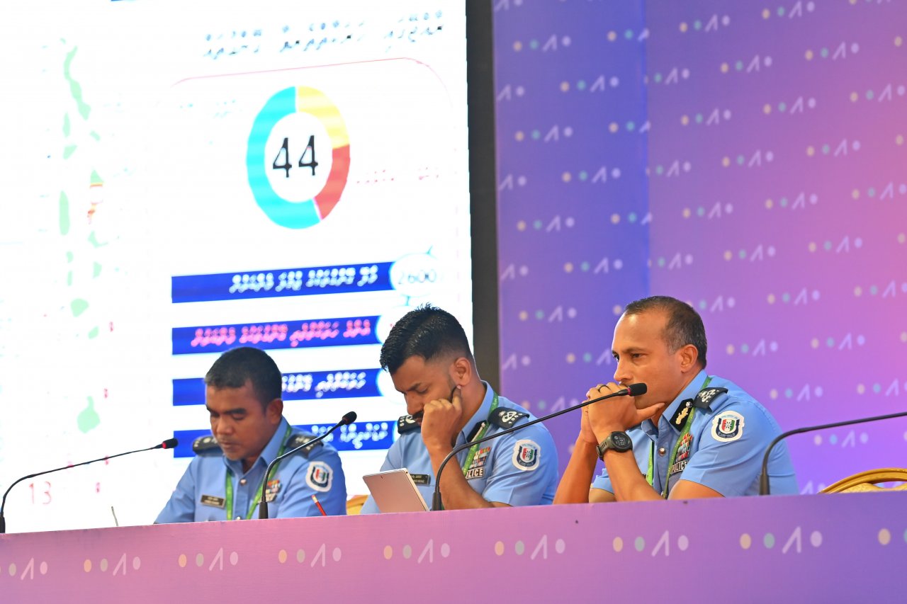 ސަރުކާރާއި ކައުންސިލަރުންނާއެކު ބާއްވާ 