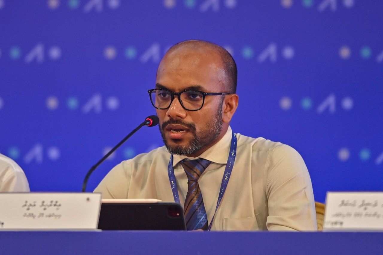 ސަރުކާރާއި ކައުންސިލަރުންނާއެކު ބާއްވާ 