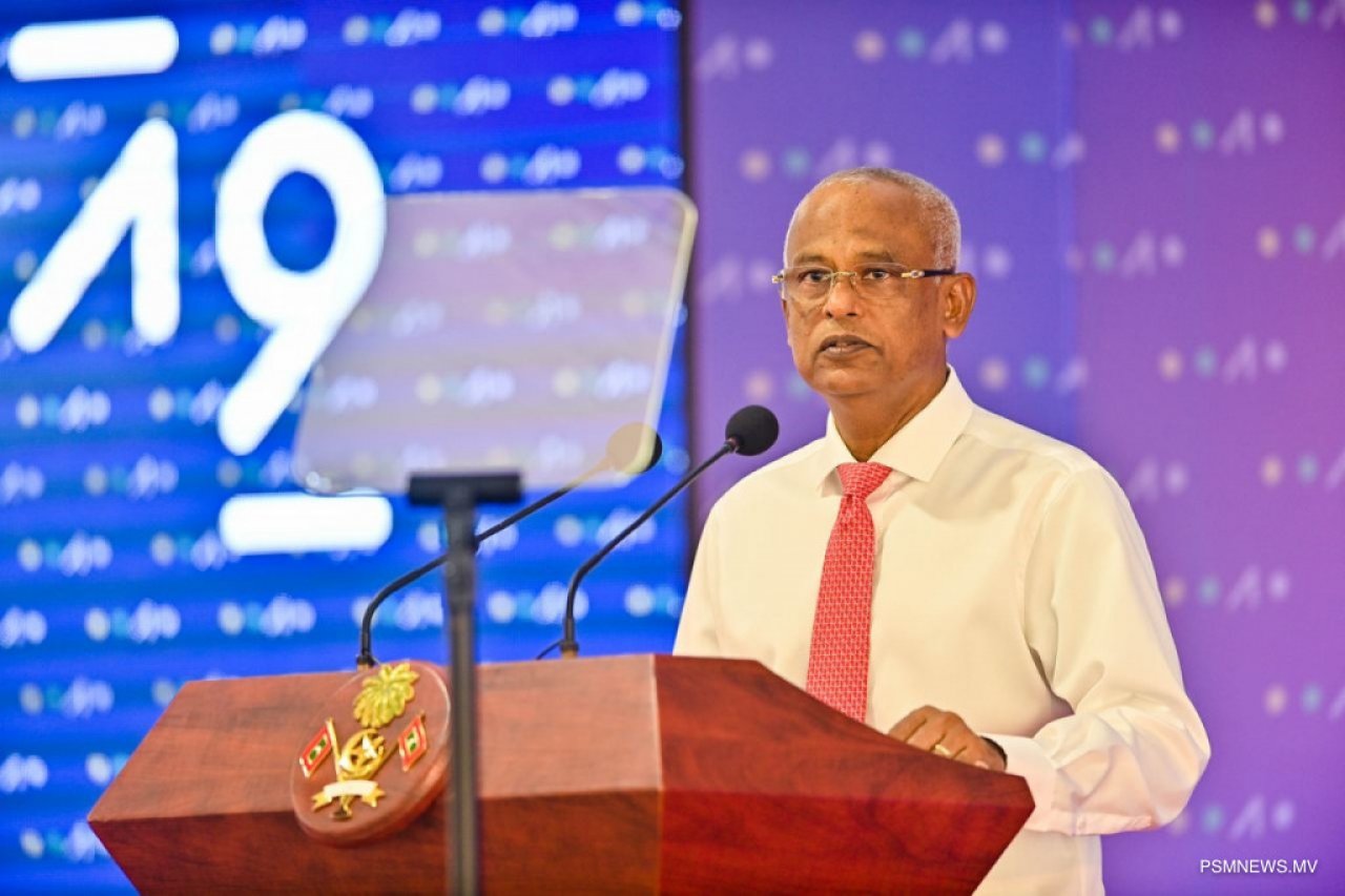 ސަރުކާރާއި ކައުންސިލަރުން އެއްމޭޒެއްގެ ދޮށުގައި ބާއްވާ 