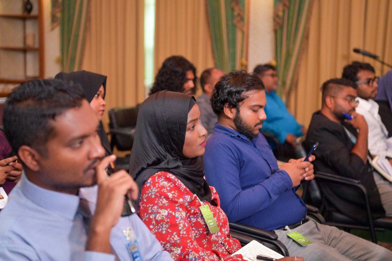 2022 ވަނަ އަހަރު ރައީސް ސޯލިހު ބޭއްވި ފުރަތަމަ ނޫސްވެރިންގެ ބައްދަލުވުން