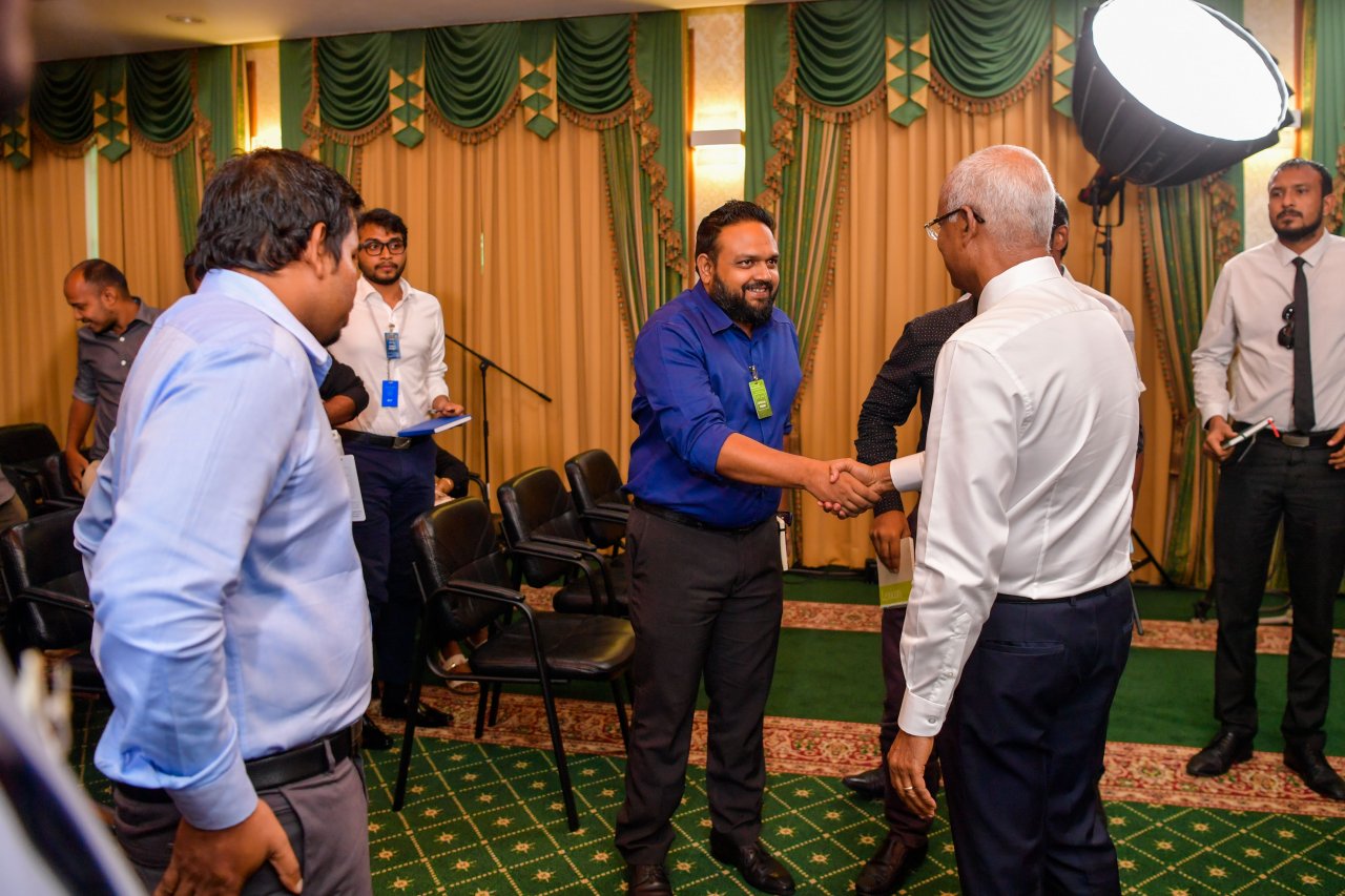 2022 ވަނަ އަހަރު ރައީސް ސޯލިހު ބޭއްވި ފުރަތަމަ ނޫސްވެރިންގެ ބައްދަލުވުން