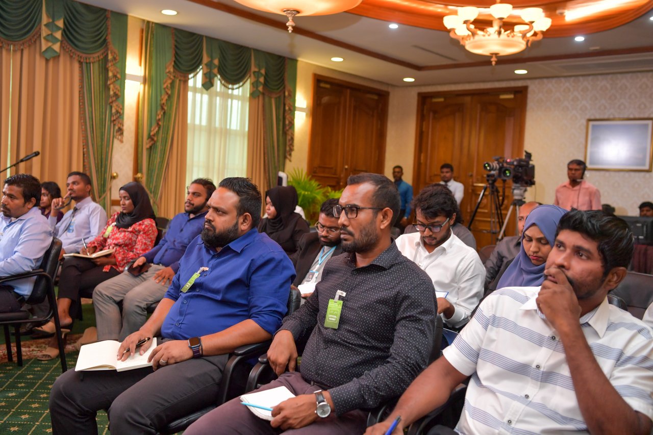 2022 ވަނަ އަހަރު ރައީސް ސޯލިހު ބޭއްވި ފުރަތަމަ ނޫސްވެރިންގެ ބައްދަލުވުން