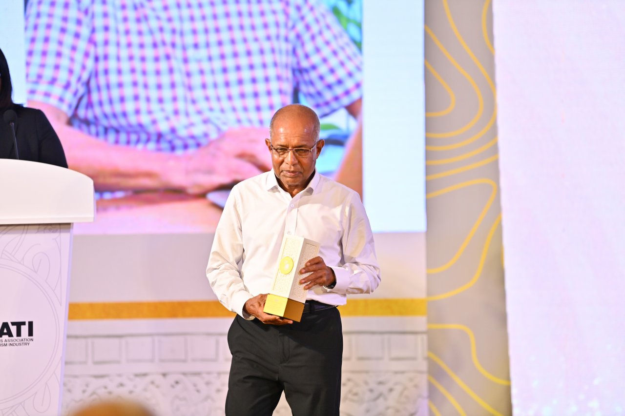 ރާއްޖޭގެ ފަތުރުވެރިކަމަށް 50 އަހަރު ފުރުން ފާހަގަކުރުމަށް މަޓީއިން ބޭއްވި ހަފްލާ