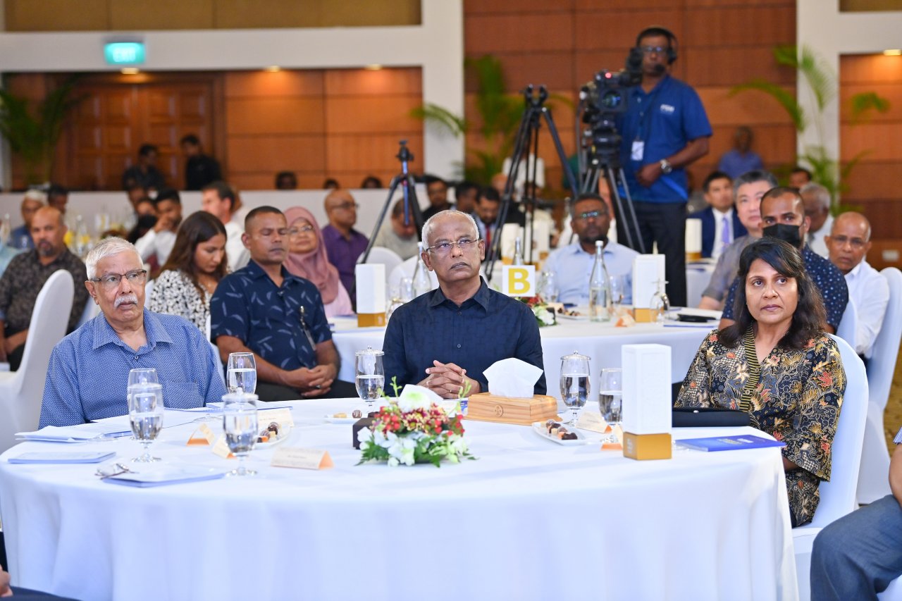 ރާއްޖޭގެ ފަތުރުވެރިކަމަށް 50 އަހަރު ފުރުން ފާހަގަކުރުމަށް މަޓީއިން ބޭއްވި ހަފްލާ