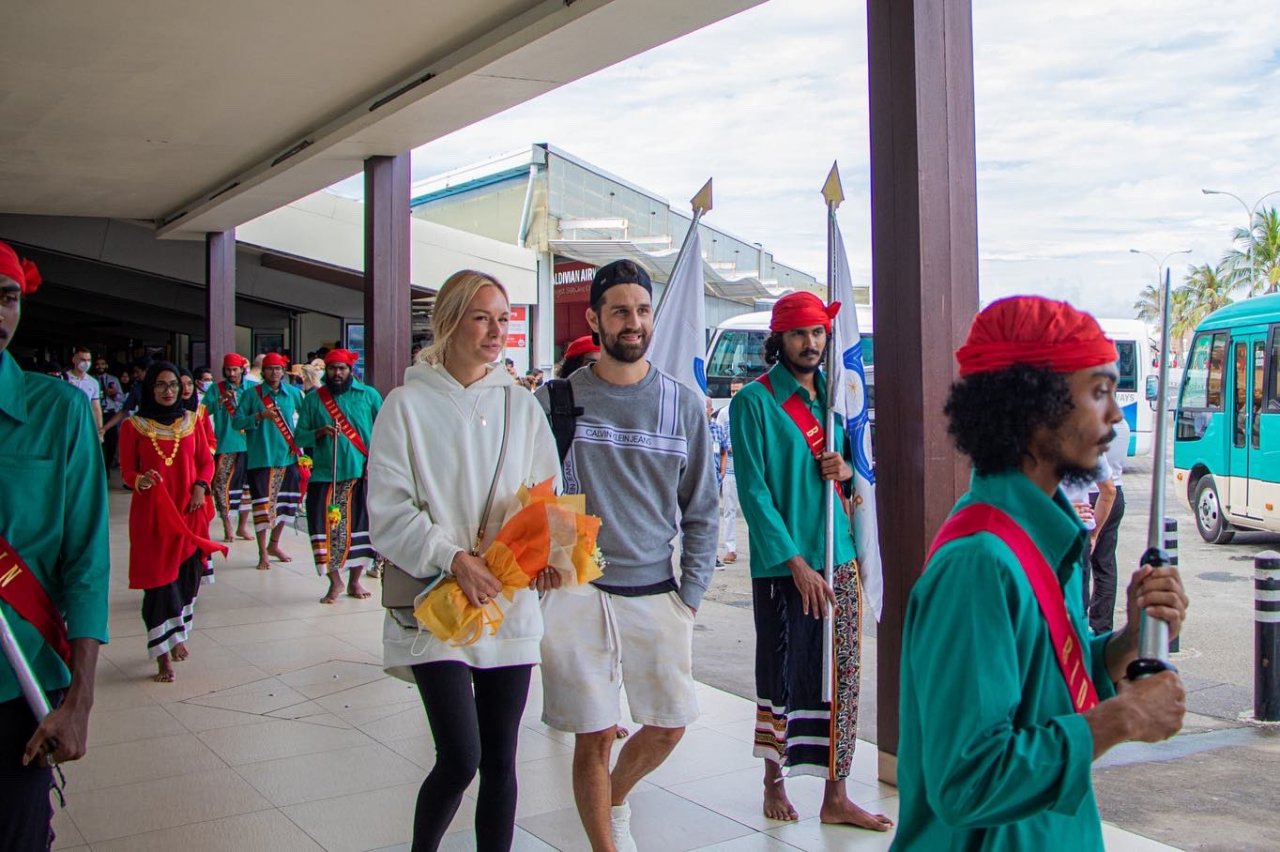 މިއަހަރުގެ އެއް މިލިއަން ޓޫރިސްޓަށް ހޫނު މަރުހަބާއެއް