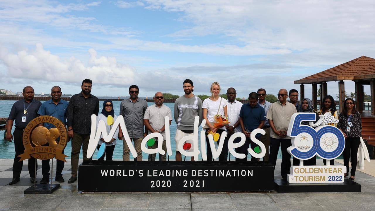 މިއަހަރުގެ އެއް މިލިއަން ޓޫރިސްޓަށް ހޫނު މަރުހަބާއެއް