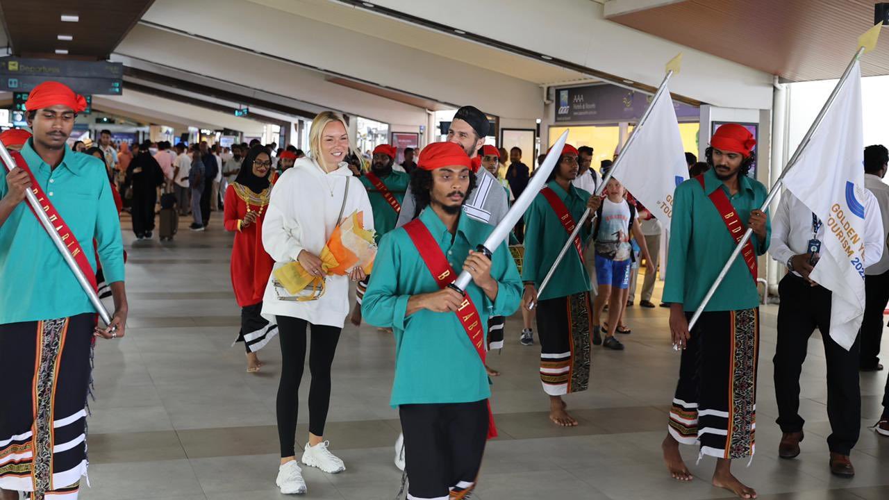 މިއަހަރުގެ އެއް މިލިއަން ޓޫރިސްޓަށް ހޫނު މަރުހަބާއެއް