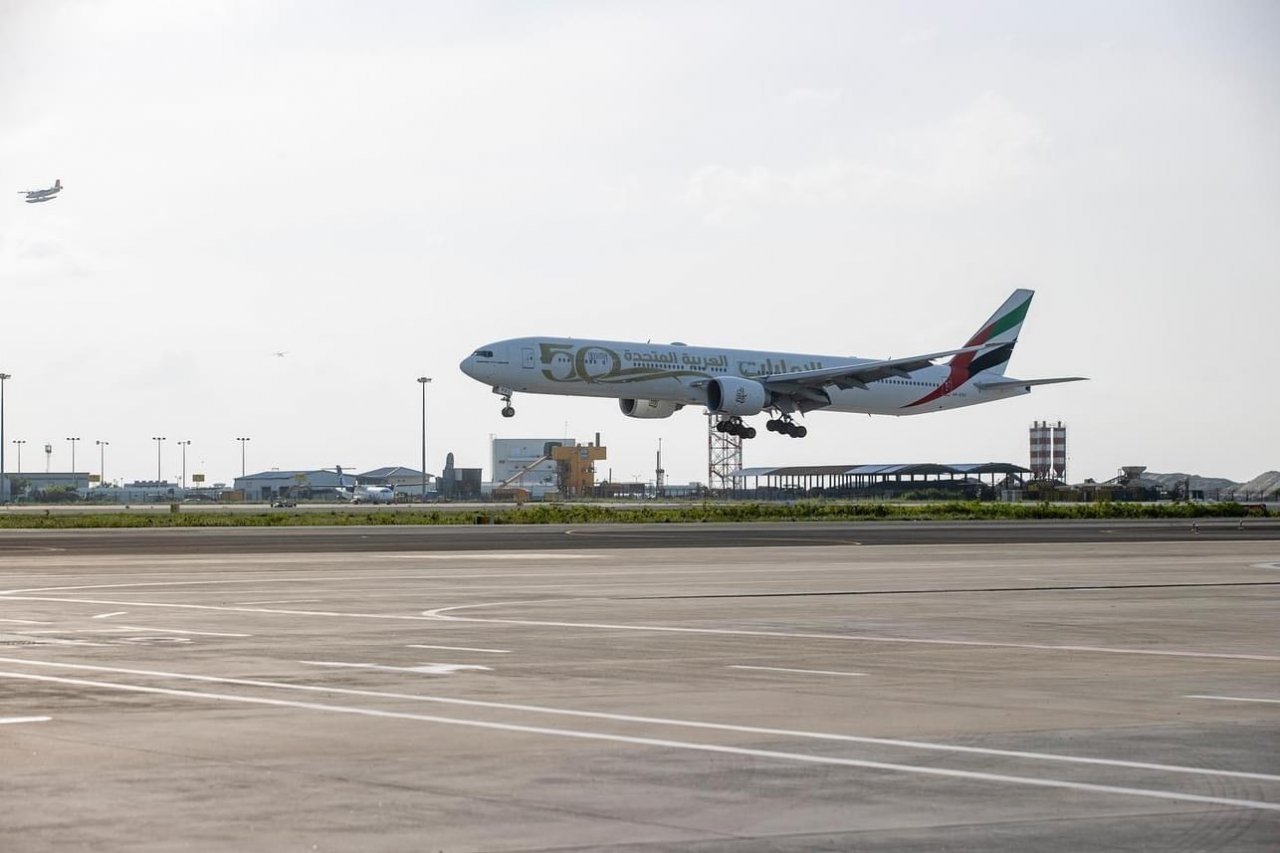 ވީއައިއޭއިން 60 އަހަރު ބޭނުންކުރި ރަންވޭ އިން މުޅިން އާ ރަންވޭއަކަށް