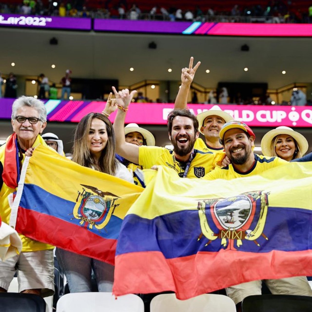 ގަތަރު ވޯލްޑް ކަޕް ހުޅުވުމުގެ ކުލަގަދަ ރަސްމިއްޔާގެ އުސްއަލިތައް