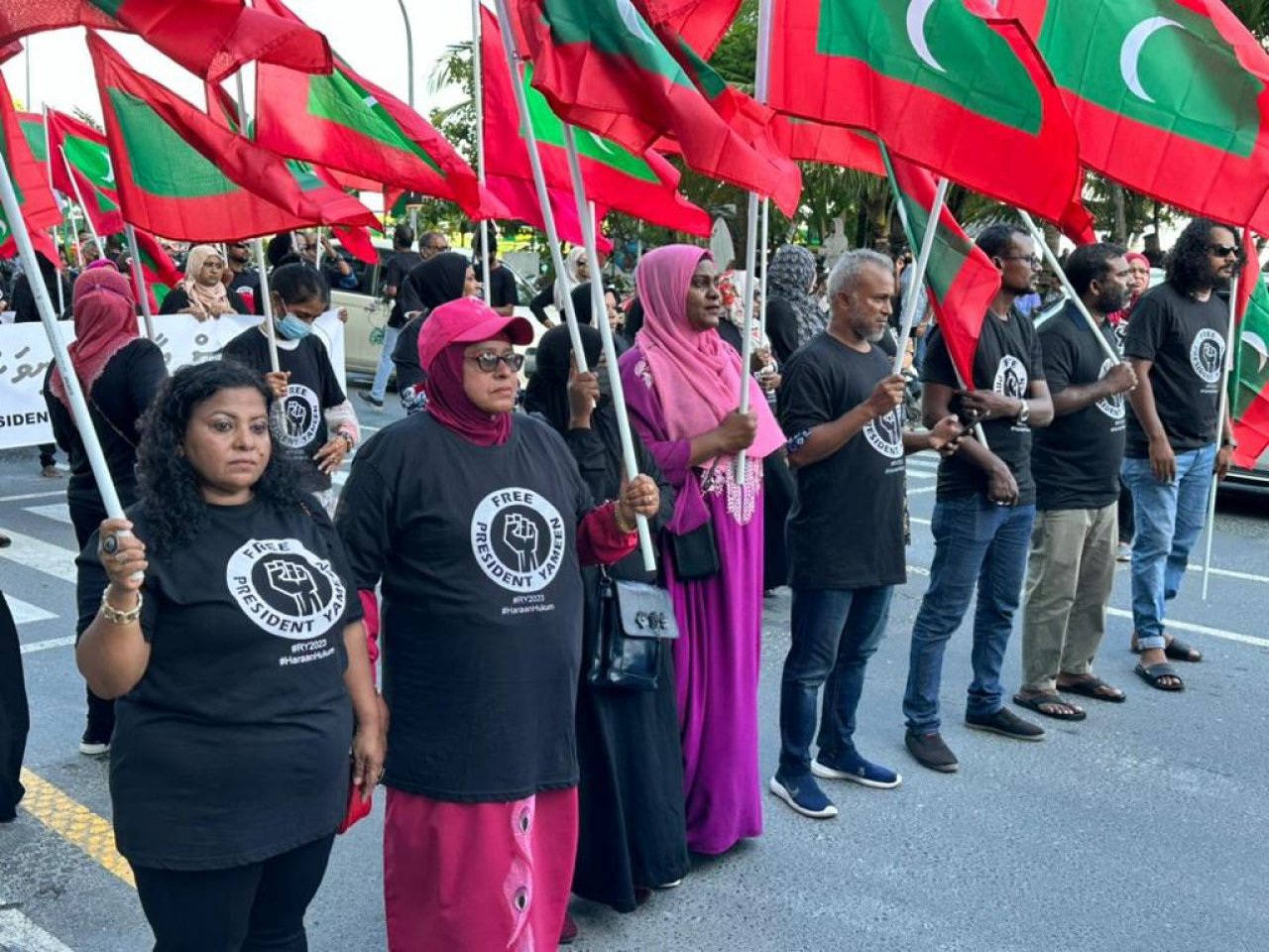 އިދިކޮޅު ޕީޕީއެމްގެ މުޒާހަރާ