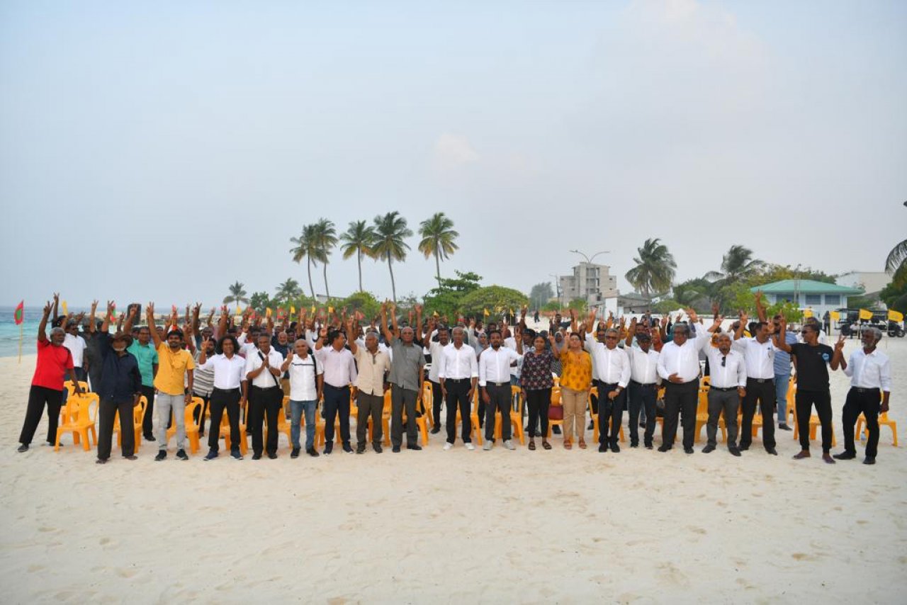 ރައީސް ސޯލިހުގެ ރިޔާސީ ޕްރައިމަރީ ކެމްޕޭން އަތޮޅު ތެރެއިން