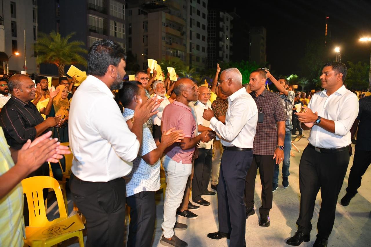 ރައީސް ސޯލިހުގެ ރިޔާސީ ޕްރައިމަރީ ކެމްޕޭންގެ ބޮޑު ޖަލްސާ