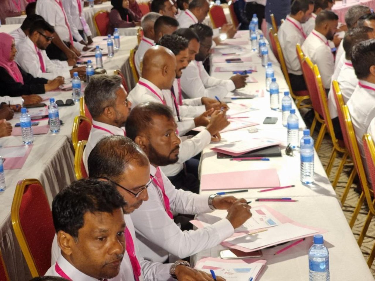 ރިޔާސީ އިންތިހާބަށް ތައްޔާރުވުމަށް ޕީޕީއެމުން ބާއްވާ 