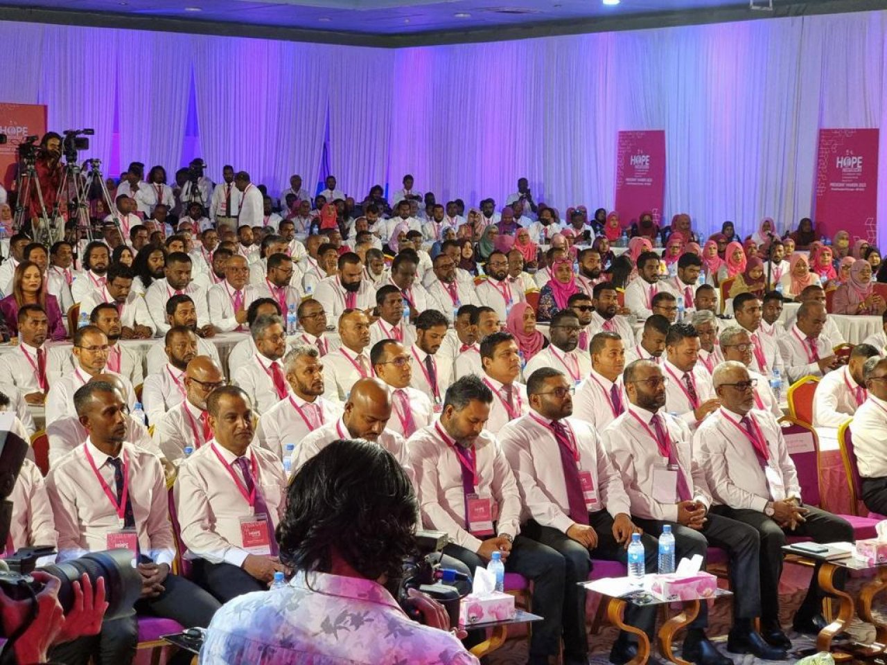 ރިޔާސީ އިންތިހާބަށް ތައްޔާރުވުމަށް ޕީޕީއެމުން ބާއްވާ 