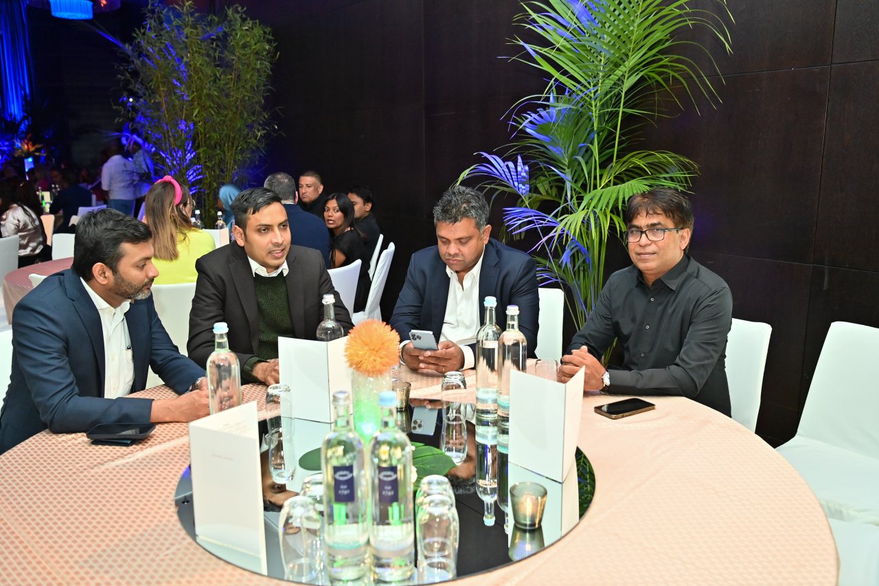 އެމްއެމްޕީއާރުސީ އިން ޖަރުމަނުގެ ބާލިންގައި ރޭ ބޭއްވި 