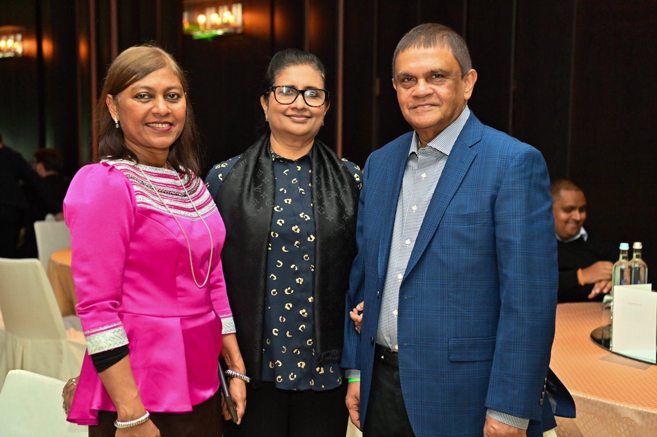 އެމްއެމްޕީއާރުސީ އިން ޖަރުމަނުގެ ބާލިންގައި ރޭ ބޭއްވި 