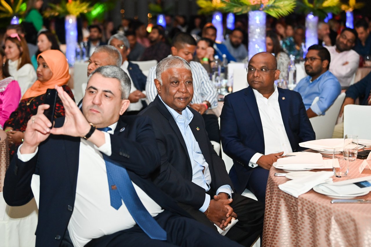 އެމްއެމްޕީއާރުސީ އިން ޖަރުމަނުގެ ބާލިންގައި ރޭ ބޭއްވި 