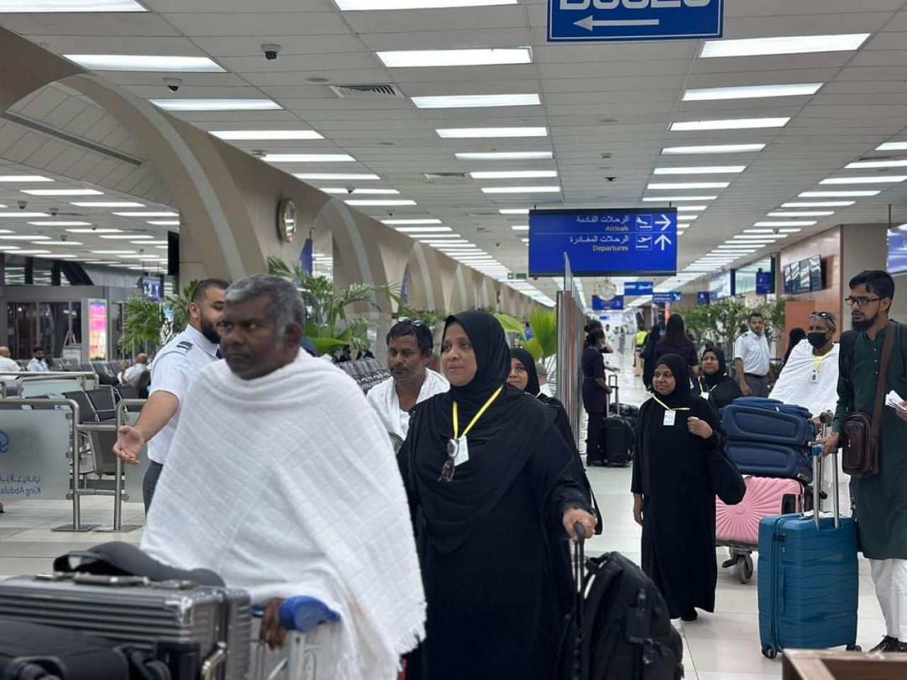 ހައްޖުވެރިން ފުރަން ފެށުން