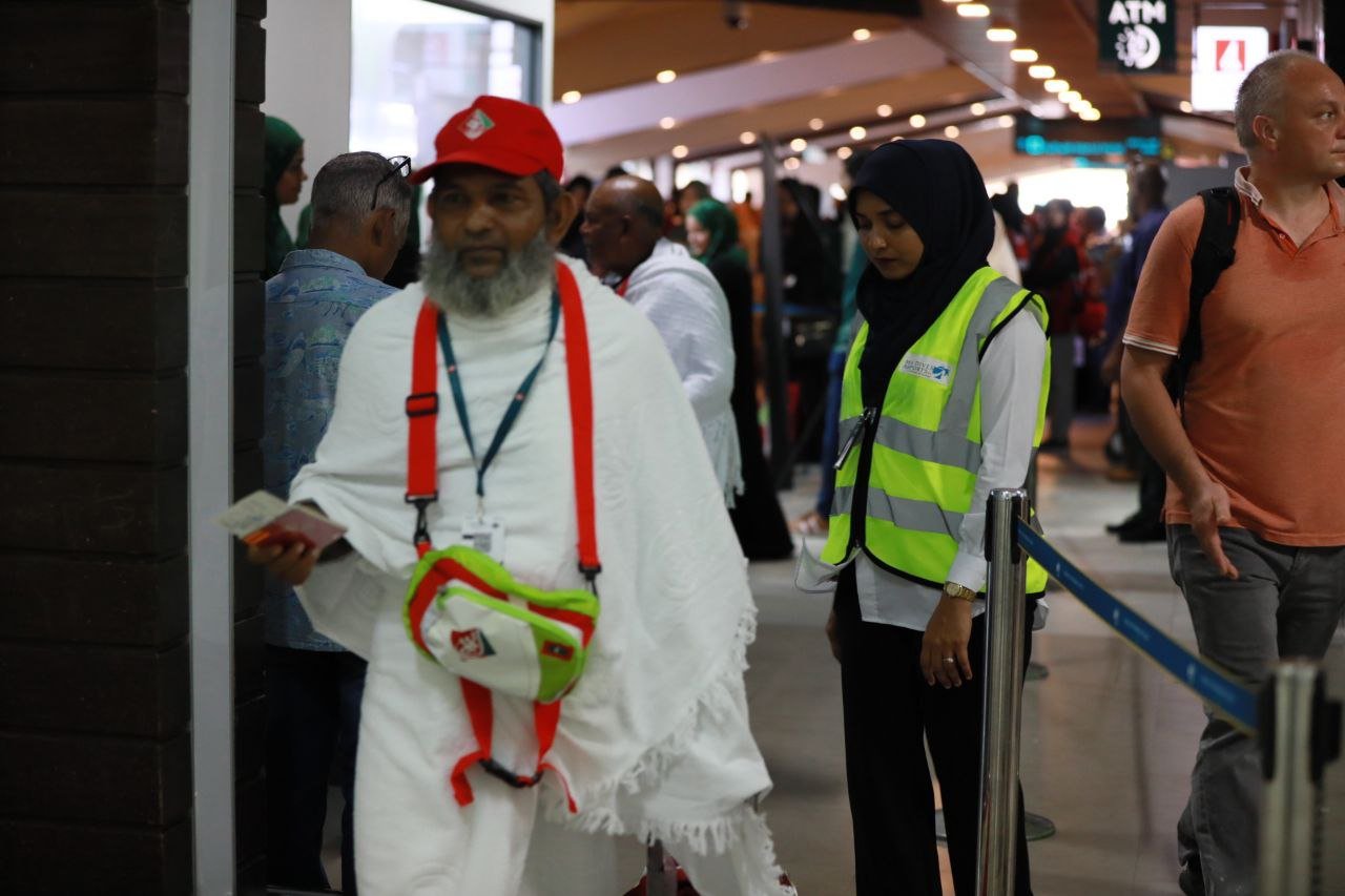 ހައްޖުވެރިން ފުރަން ފެށުން