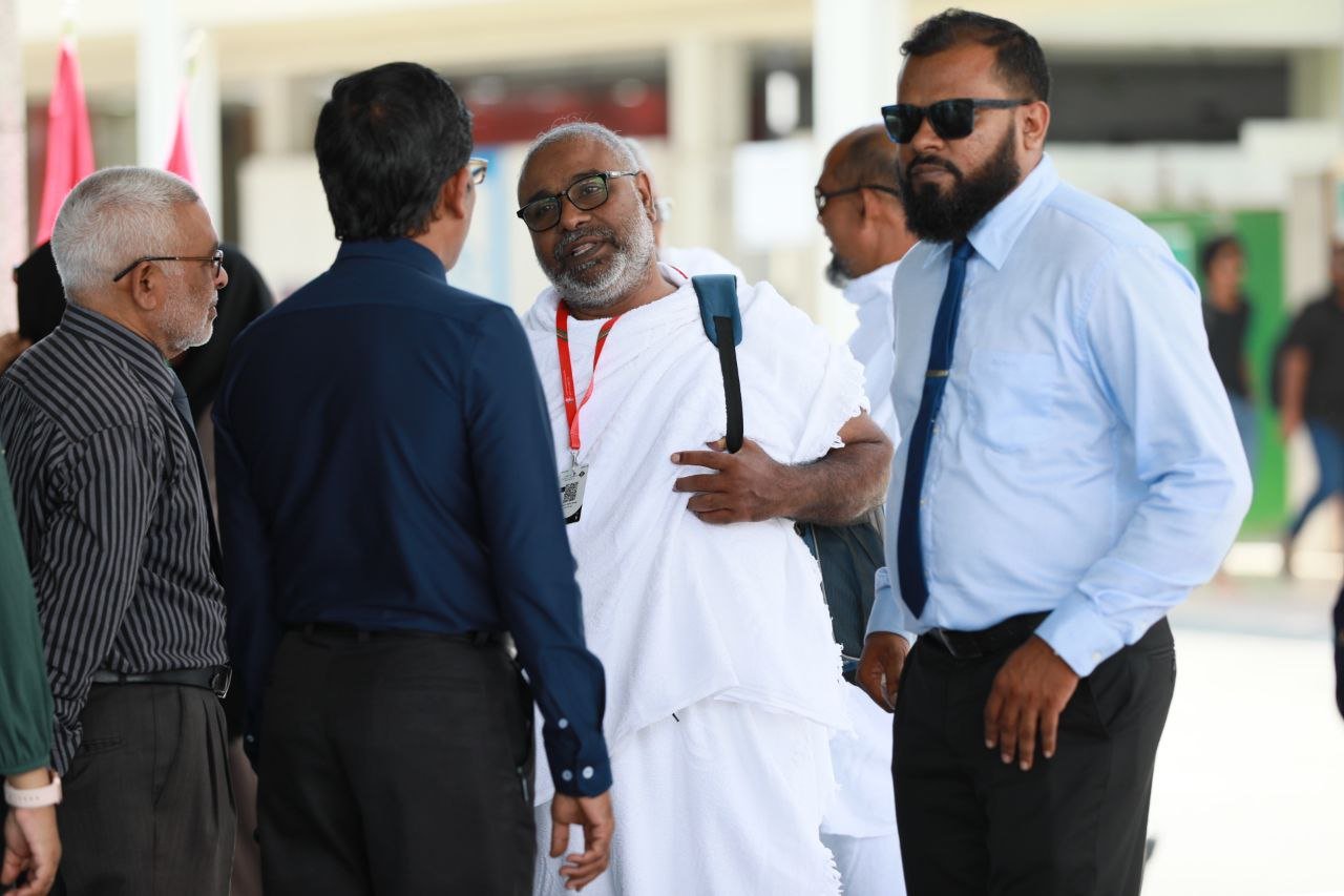 ހައްޖުވެރިން ފުރަން ފެށުން