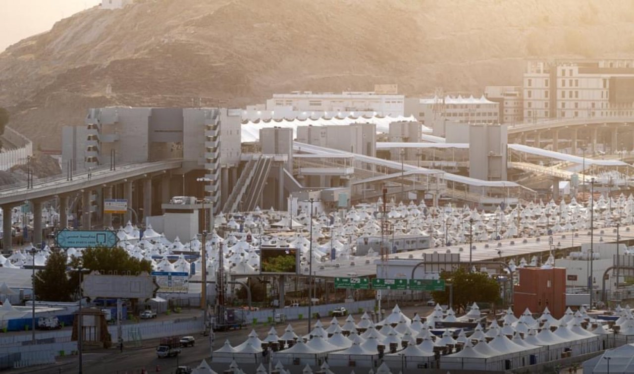 2.5 މިލިއަން ހައްޖުވެރިން މިނާގައި 