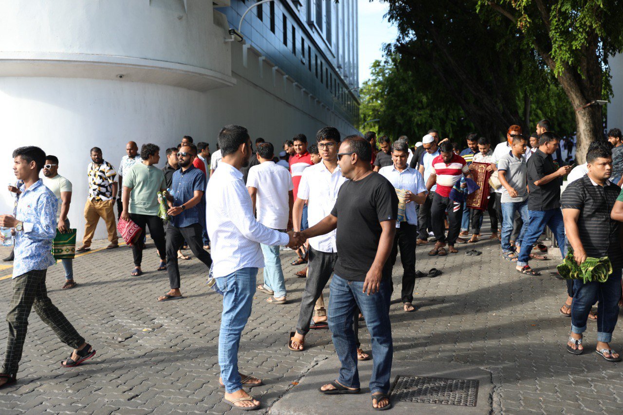 މިއަހަރުގެ އަޟްހާ އީދު ނަމާދުކުރުން