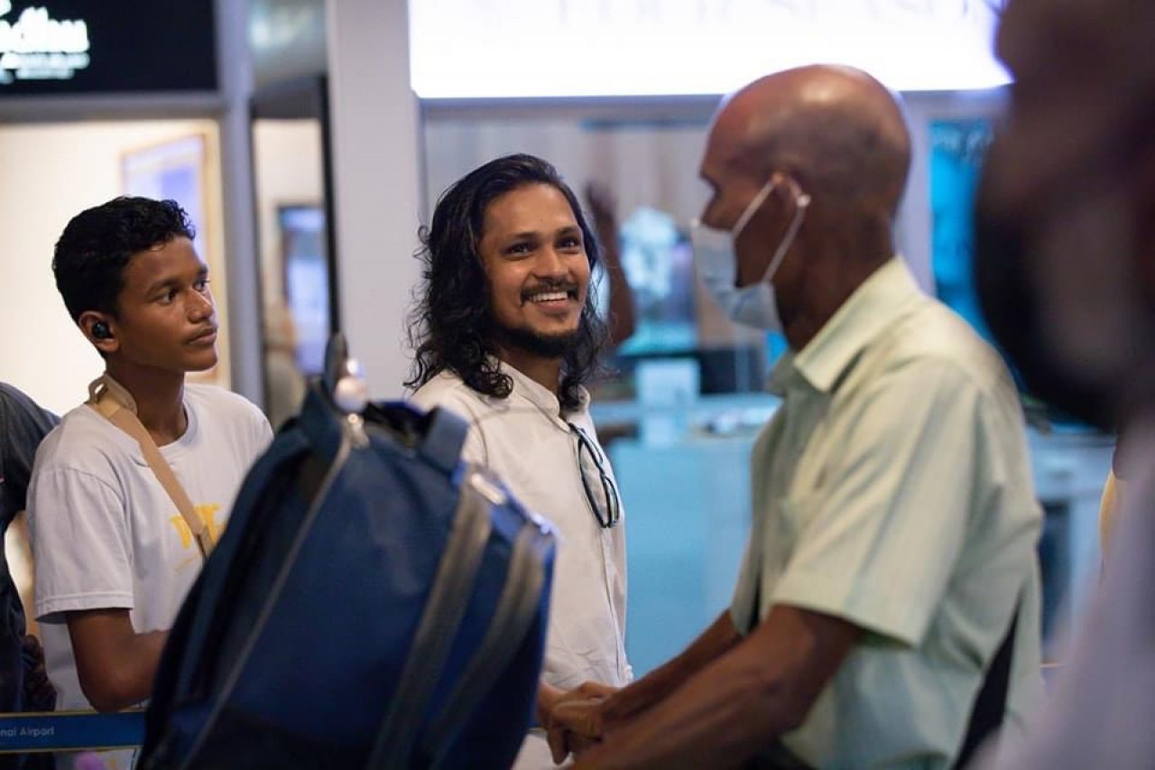 ހައްޖުވެރިން އެނބުރި އަންނަން ފެށުން