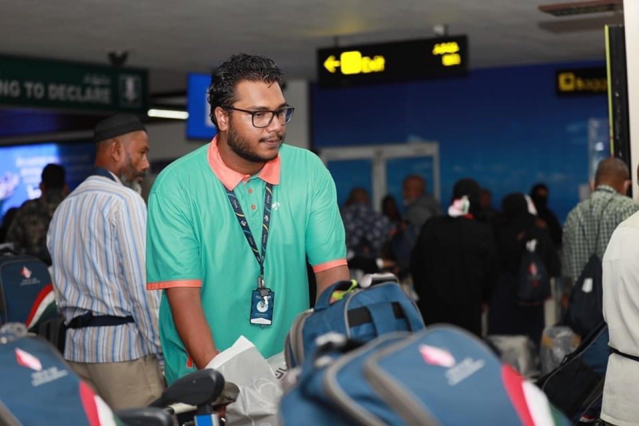 ހައްޖުވެރިން އެނބުރި އަންނަން ފެށުން